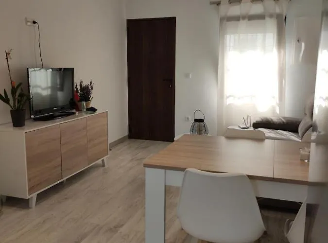 Casa Trinitat Tatil Evi